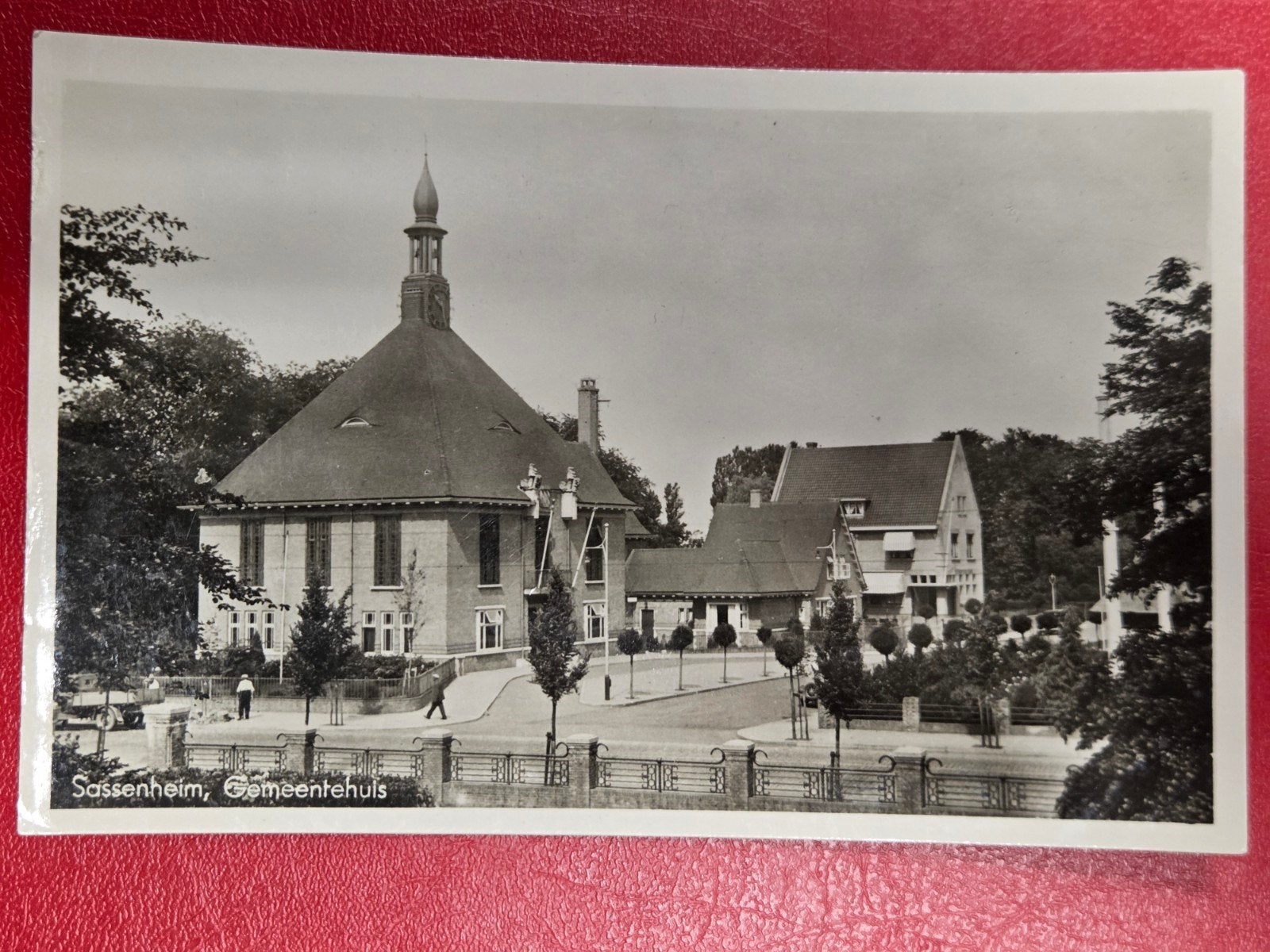 Sassenheim bij Voorhout Gemeentehuis, Ophalen of Verzenden