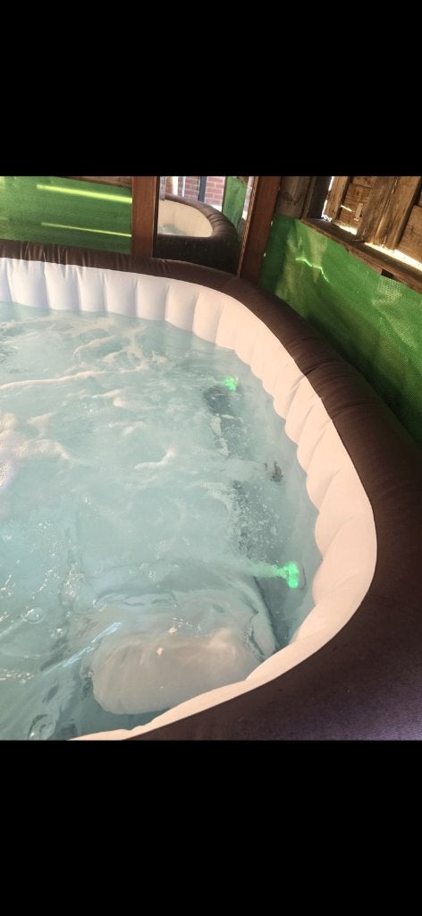 Lay-Z-Spa Maldives HydroJet Pro - Luxe 7-Persoons Jacuzzi, Ophalen, Zo goed als nieuw, Afdekzeil, Opblaasbaar