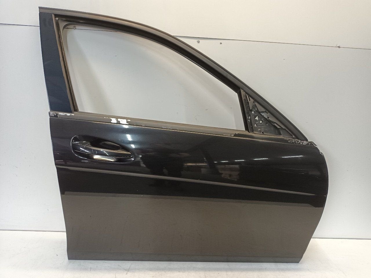 Portier rechts voor Mercedes-Benz C-Klasse, Onderdelen@venauto.nl, Van der Ven Autorecycling B.V., Gebruikt, Ettenseweg 76, 4706 PB Roosendaal, The Netherlands