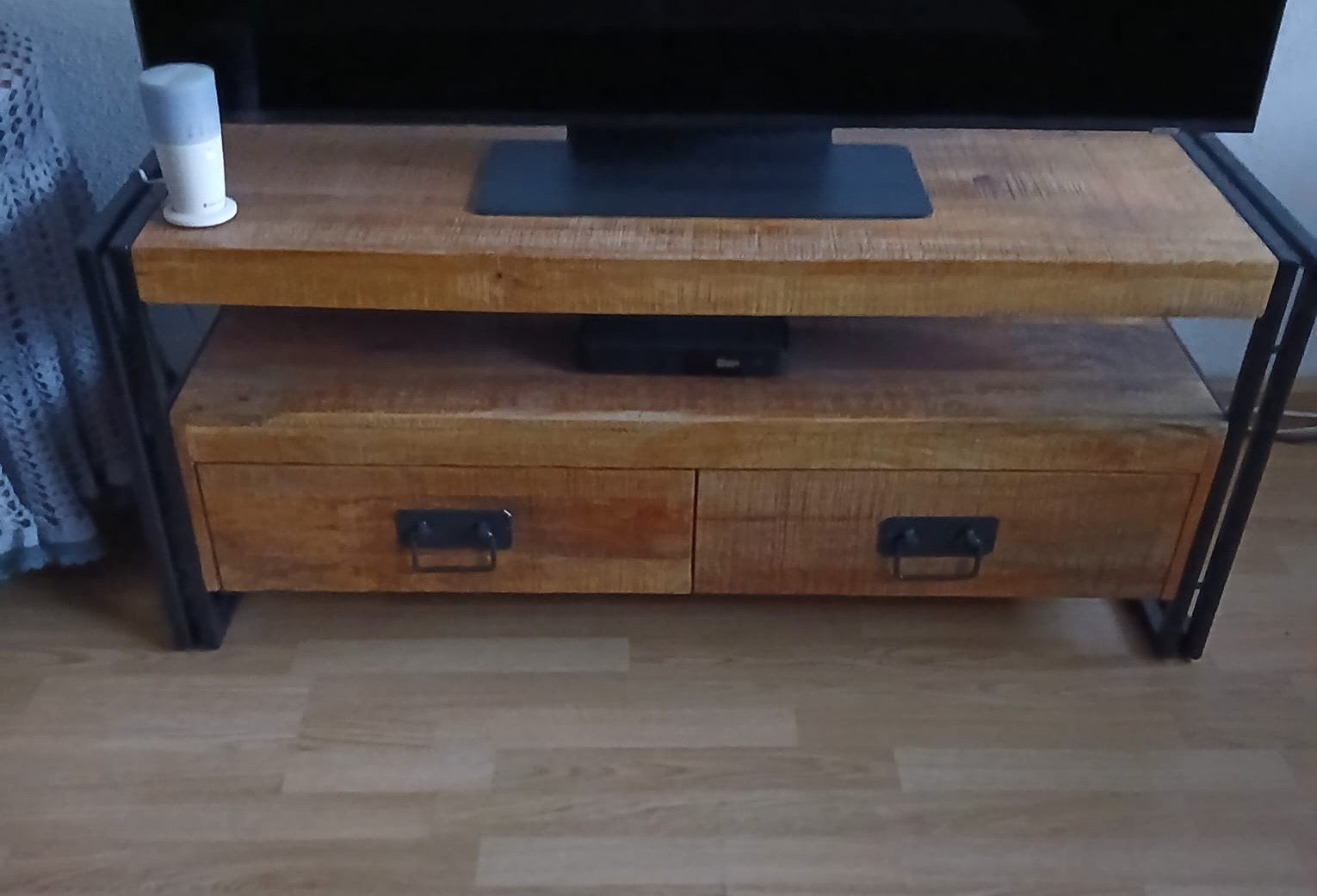 Industriële TV-meubel met lades - Mangohout en metaal, Gebruikt, 100 tot 150 cm, Minder dan 100 cm, Industrieel