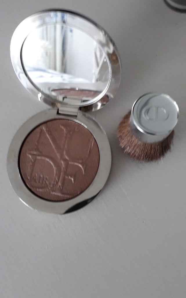Dior Diorskin Nude Air Luminizer Powder- 004, Sieraden, Tassen en Uiterlijk, Gehele gezicht, Beige, Nieuw, Ophalen of Verzenden