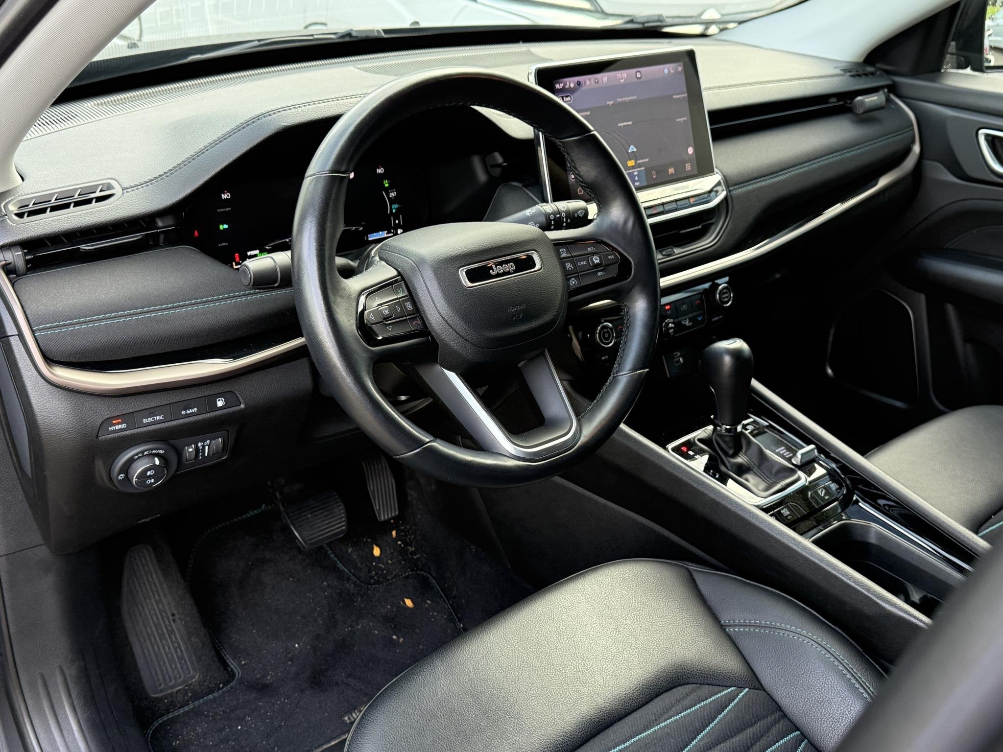 Jeep Compass 4xe 240 Plug-in Hybrid Electric Upland | Apple/, Auto's, Automaat, Euro 6, 4 cilinders, Leder en Stof