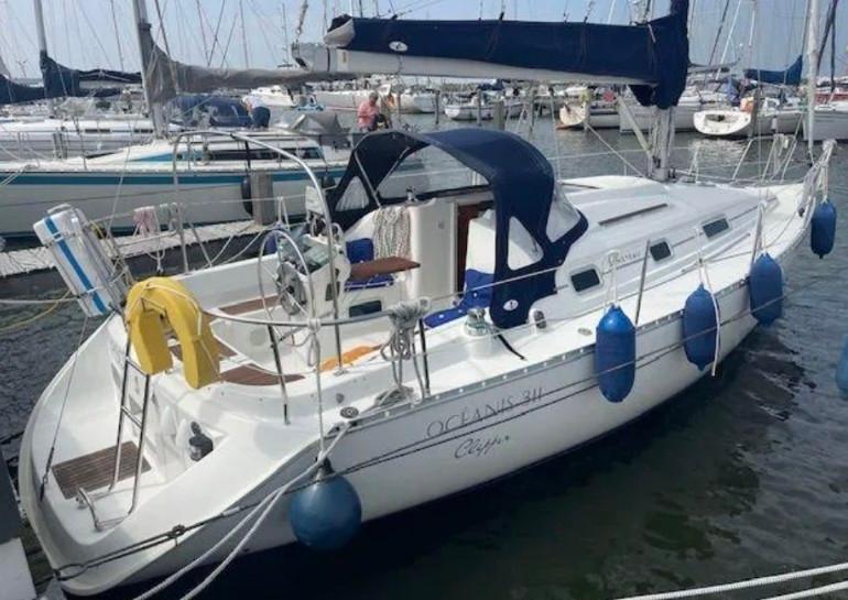 Beneteau Oceanis 311 Clipper met boegschroef ‼️, Watersport en Boten, Kajuitzeilboten en Zeiljachten, Ophalen of Verzenden, Polyester
