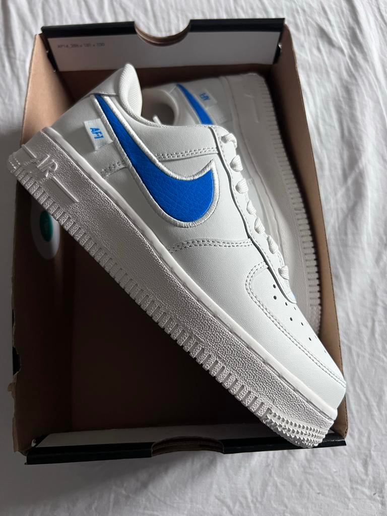 Nike Air Force 1 '07 Summit White Photo Blue 36, Ophalen of Verzenden, Nieuw, Wit, Sneakers of Gympen
