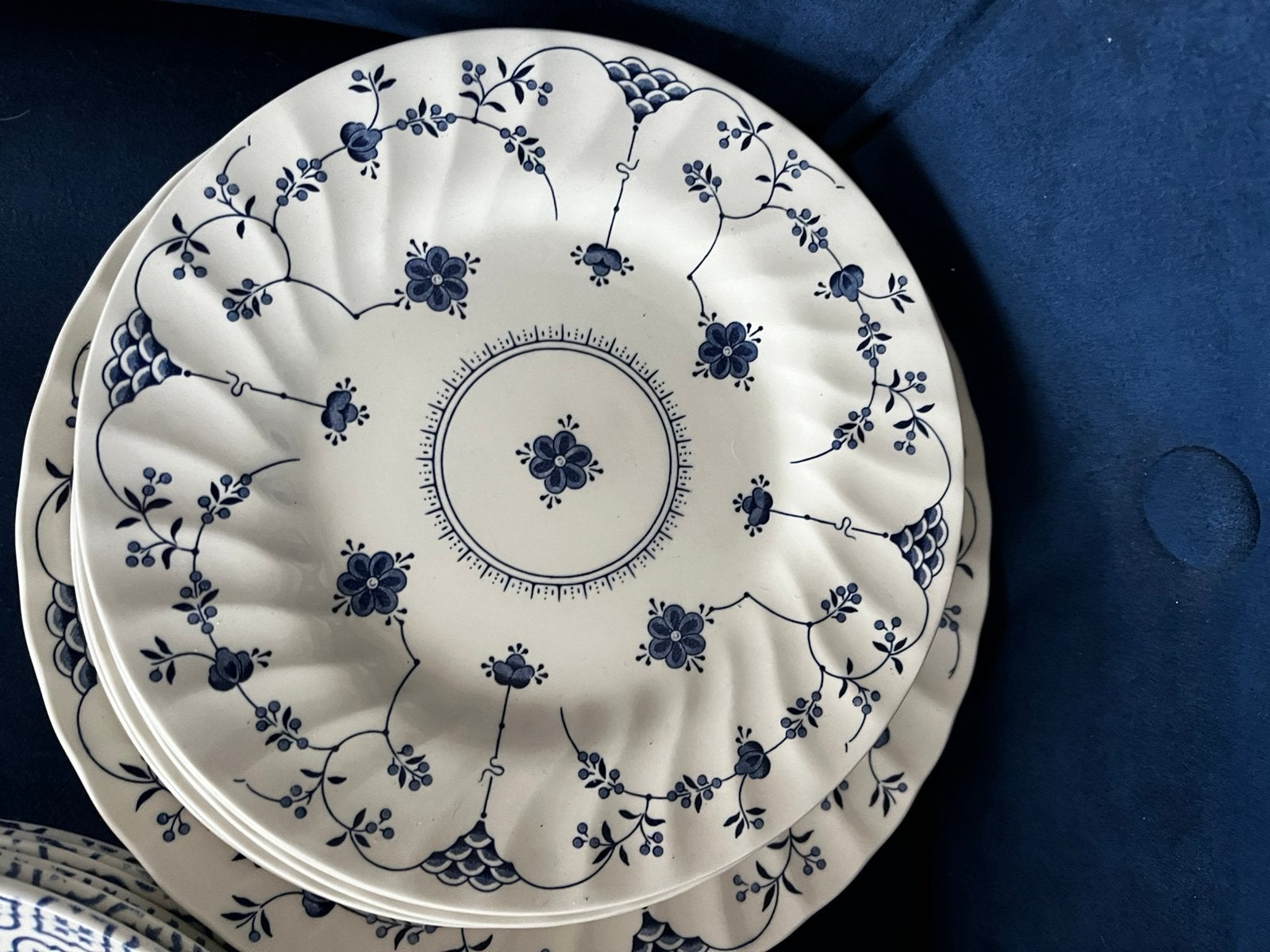 12 delige set Churchill Finlandia borden, Ophalen