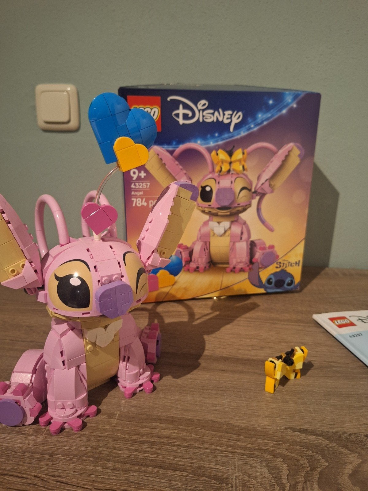 LEGO Disney Angel (43257) - Stitch's vriendin, Compleet, Lego, Ophalen of Verzenden, Zo goed als nieuw