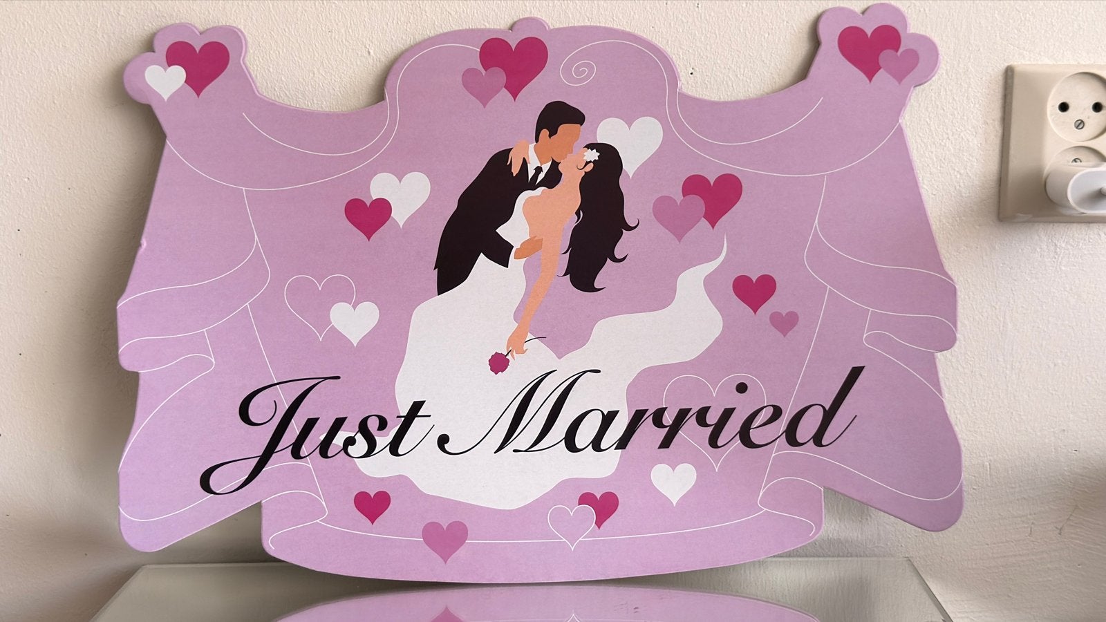 Kartonnen plaat 'Just Married', Ophalen of Verzenden, Nieuw, Versiering, Geboorte of Huwelijk