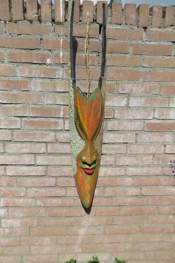 Maskers uit Indonesie, Ophalen, Overige onderwerpen, Houtsnijwerk, 1 meter - 2 meter