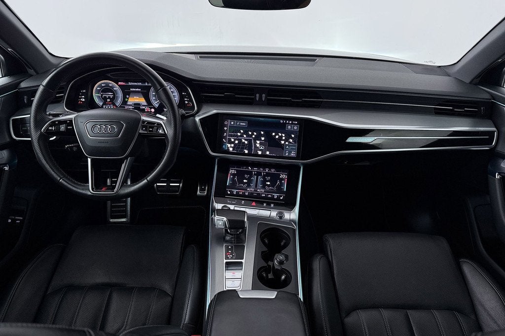 Audi A6 Avant 55 TFSI e quattro Competition (PANO, TREKHAAK, Auto's, Audi, Automaat, Gebruikt, 4 cilinders, Vierwielaandrijving