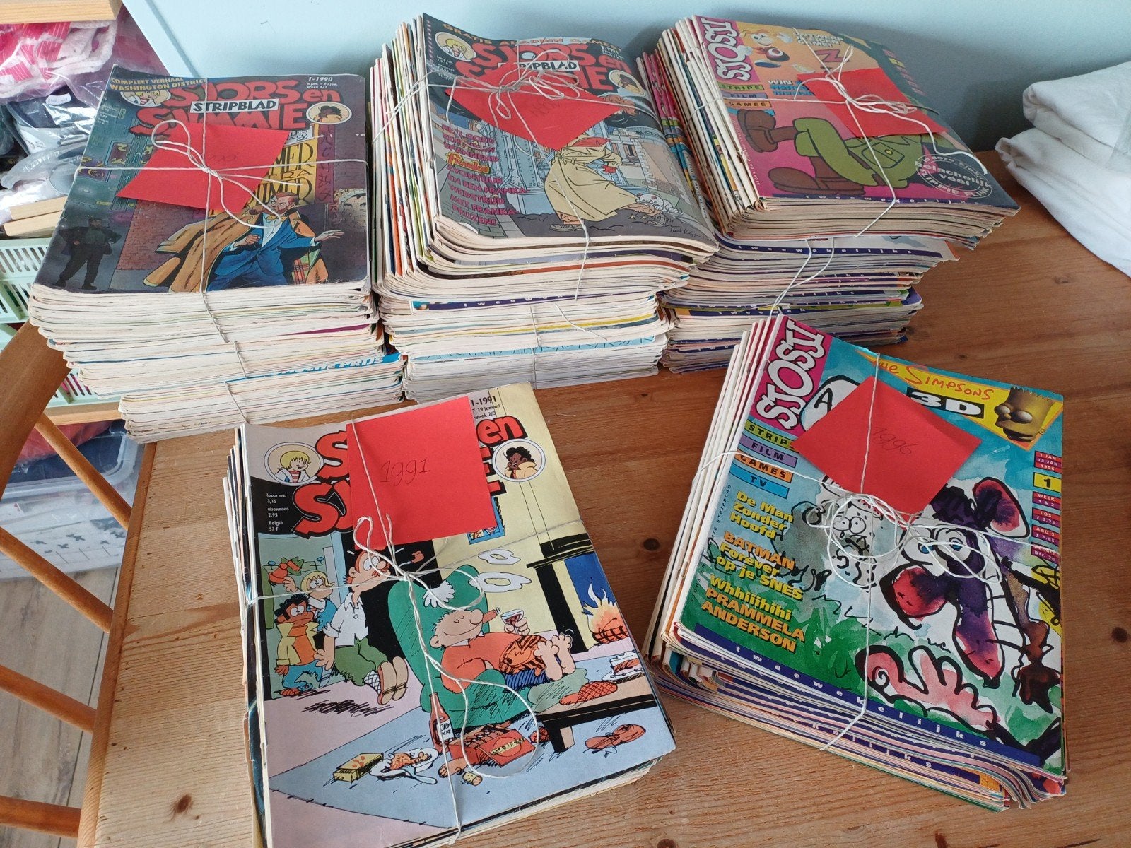 Veel jaargangen stribblad Sjors en Sjimmie, Boeken, Europa, Meerdere comics, Ophalen, Gelezen