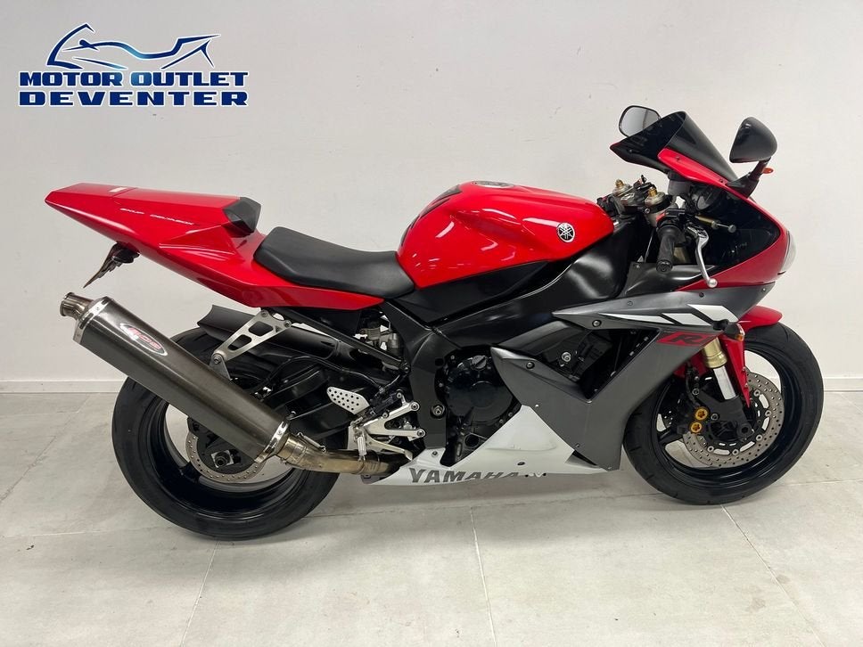 Supergave Yamaha YZF-R1 R1 YZF R1, 4 cilinders, Motorrijbewijs A, Bedrijf, Onbekend