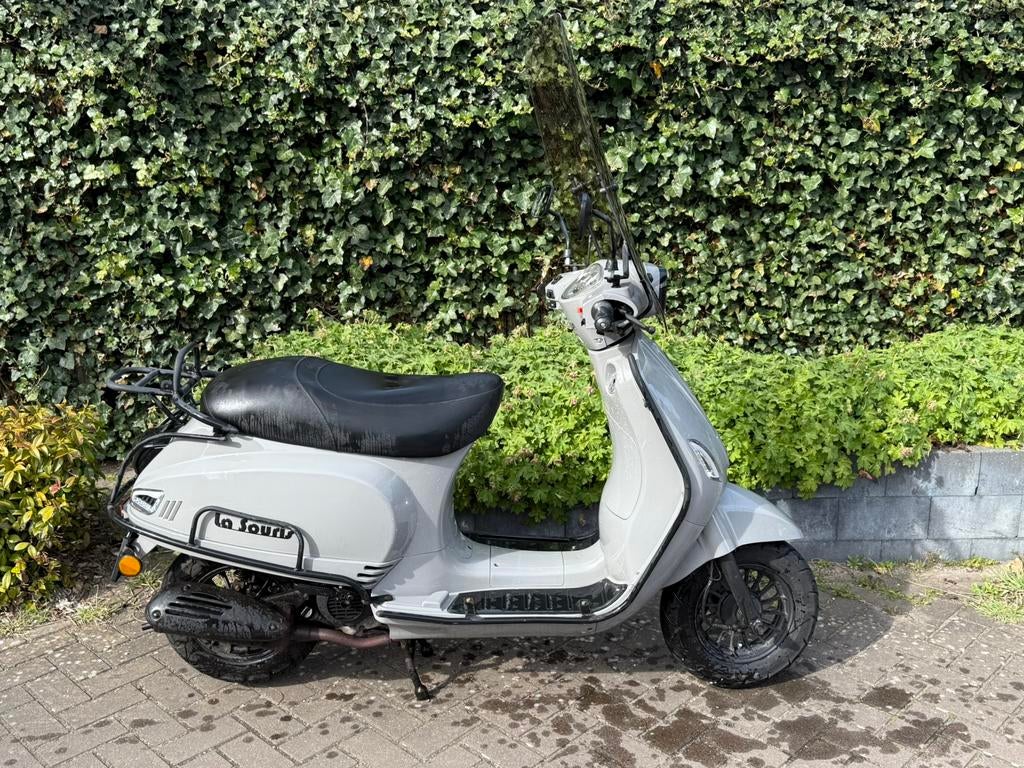 La Souris Sourini RS 2020, Fietsen en Brommers, Scooters | Overige merken, Ophalen, Gebruikt, Maximaal 25 km/u, Benzine