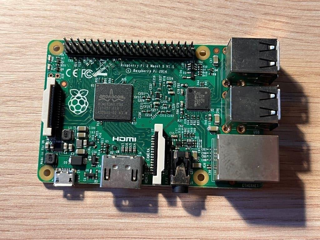 Raspberry Pi 2 B v1.1, Hobby en Vrije tijd, Ophalen of Verzenden, Zo goed als nieuw