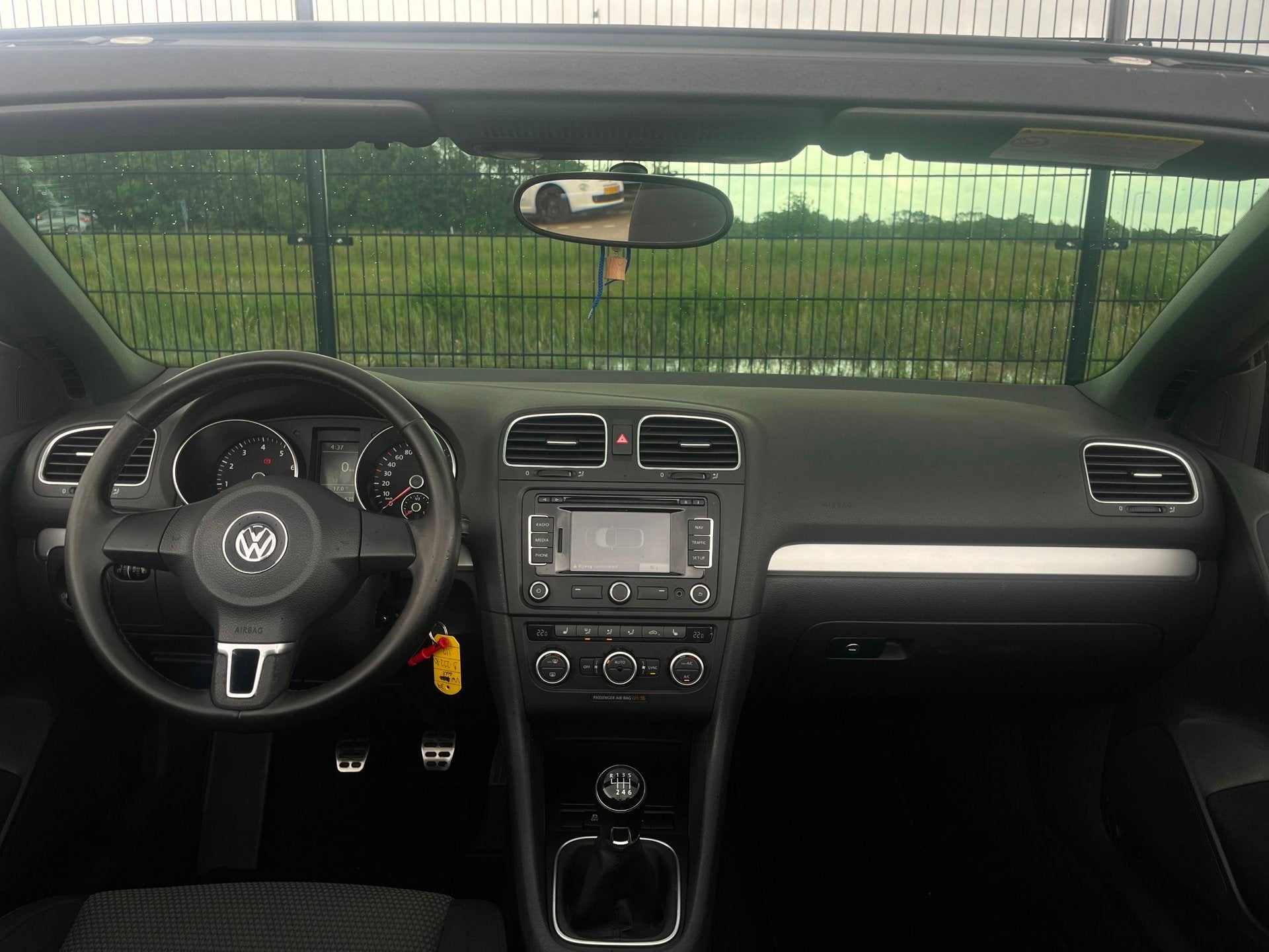 Volkswagen Golf Cabriolet 1.2 TSI BlueMotion | Navi | Blueto, Auto's, Voorwielaandrijving, Euro 5, Gebruikt, Zwart