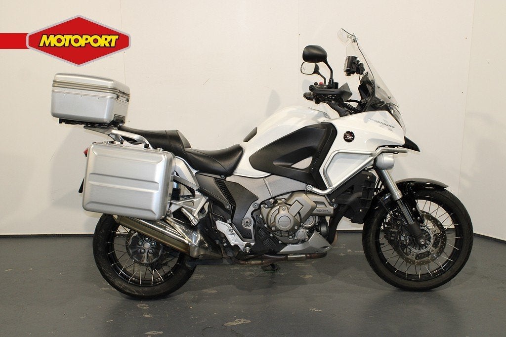 Honda VFR 1200 X DCT Crosstourer (bj 2012), Bedrijf, Sport, Mc.benelux@honda-eu.com, Doornveld 180
B-1731  Zellik, BE