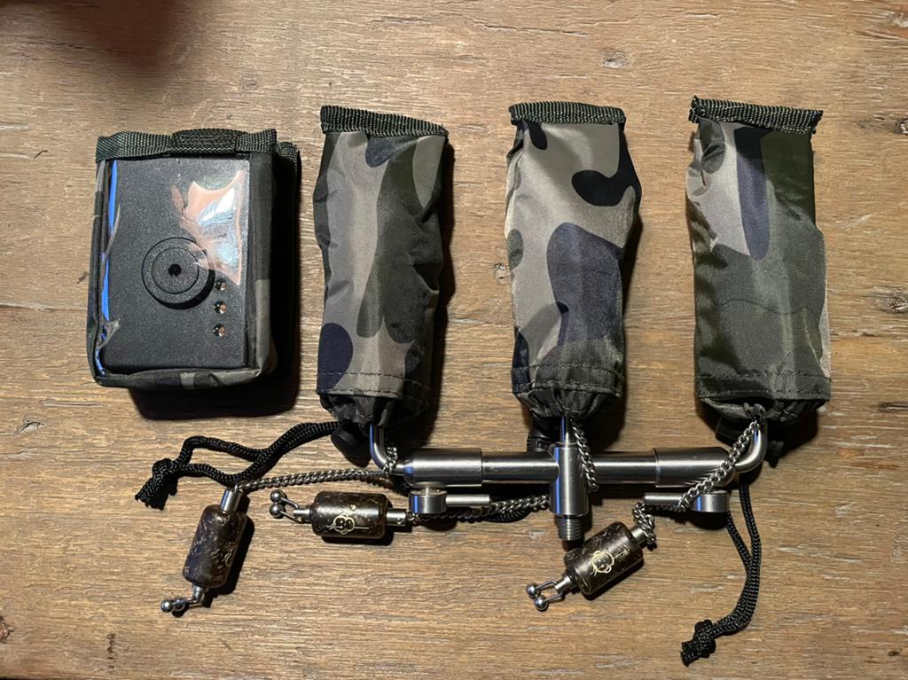 Steve neville hoesjes (monkeyclimber,nash,bb,technium,iso), Ophalen of Verzenden, Nieuw
