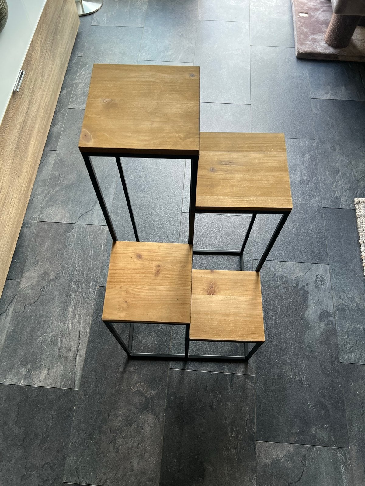 Metalen plantentafel met houten etagère, Ophalen, Hout, Zo goed als nieuw, Bruin