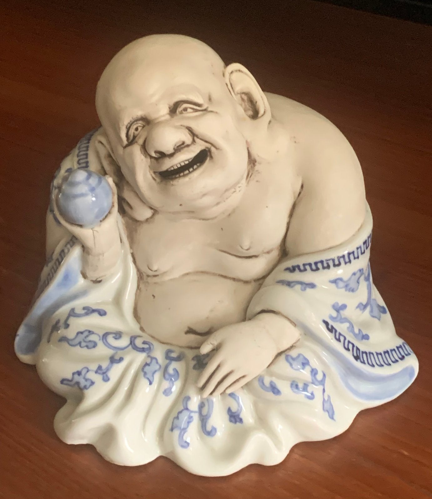 Antique Laughing Buddha signed. Lachende Boeddha, Gebruikt, 15 cm, Steen/keramiek, Ophalen of Verzenden