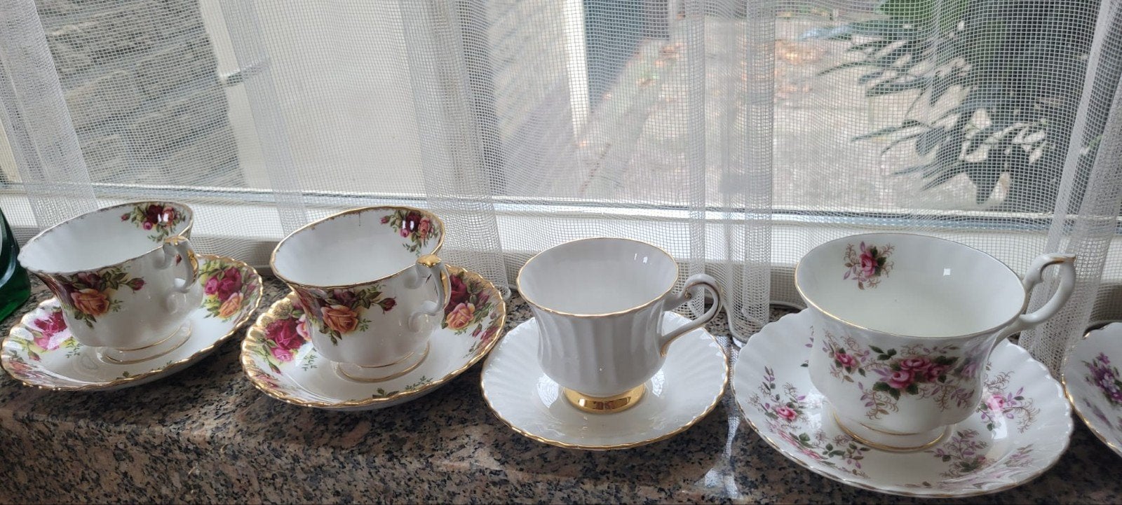 Royal albert servies, Ophalen