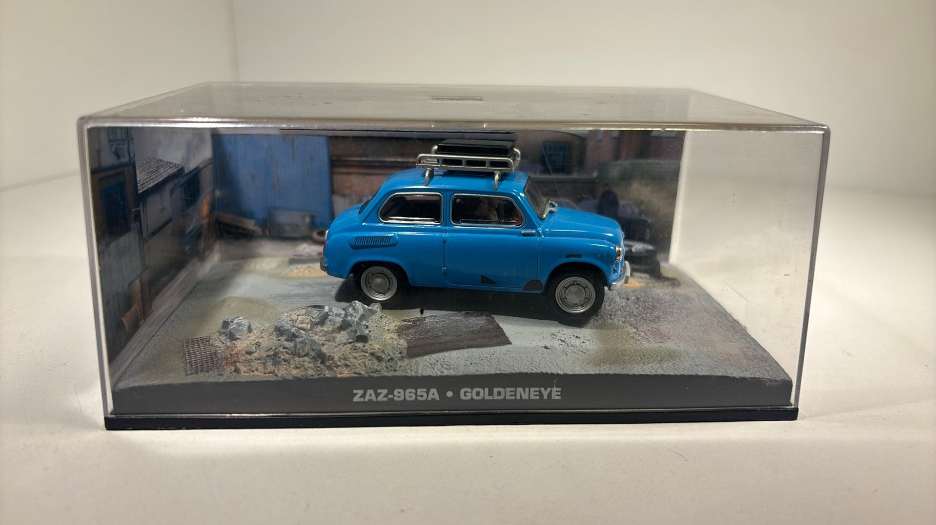 Zaz 965 a jams bond atlas 1.43, Overige merken, Auto, Ophalen of Verzenden, A