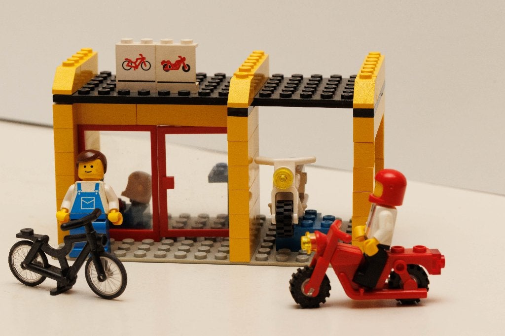 LEGO 6699 # Classic Town: Verkeer:Fiets onderhoud winkel., Kinderen en Baby's, Ophalen of Verzenden, Gebruikt, Lego