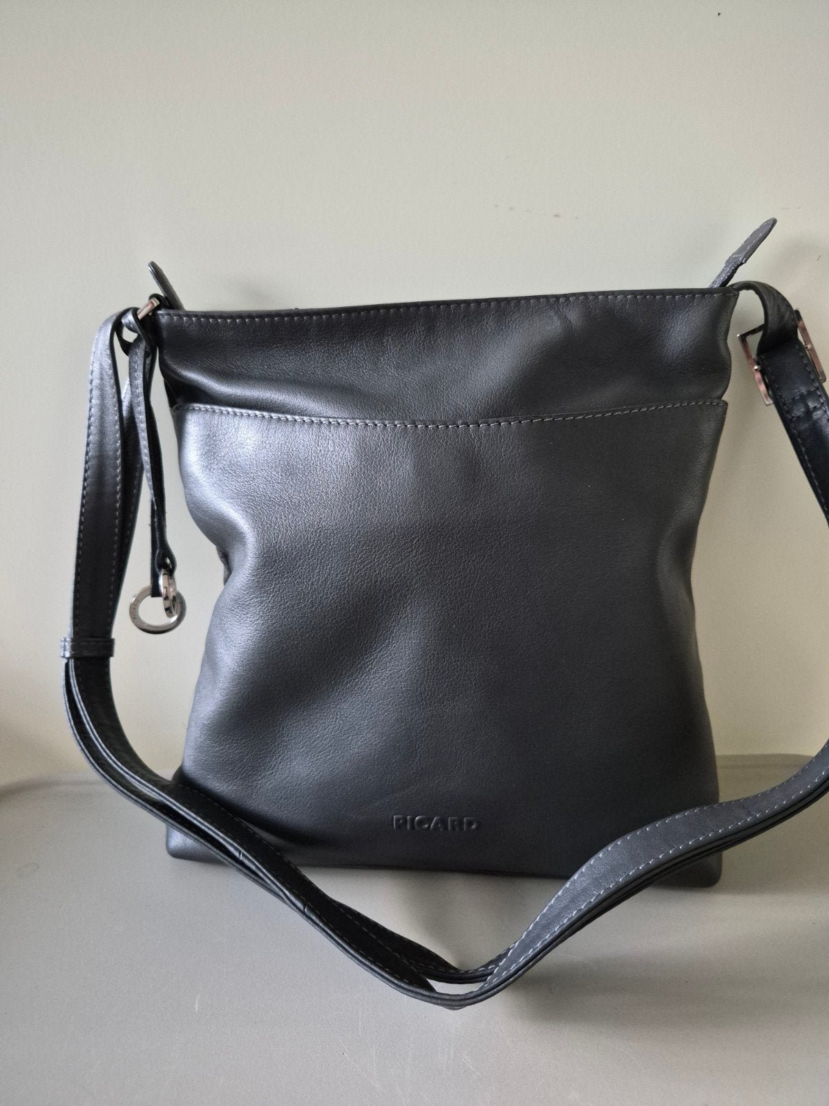 Picard leren tas grijs schoudertas, Sieraden, Tassen en Uiterlijk, Tassen | Damestassen, Ophalen of Verzenden, Nieuw, Grijs, Schoudertasje