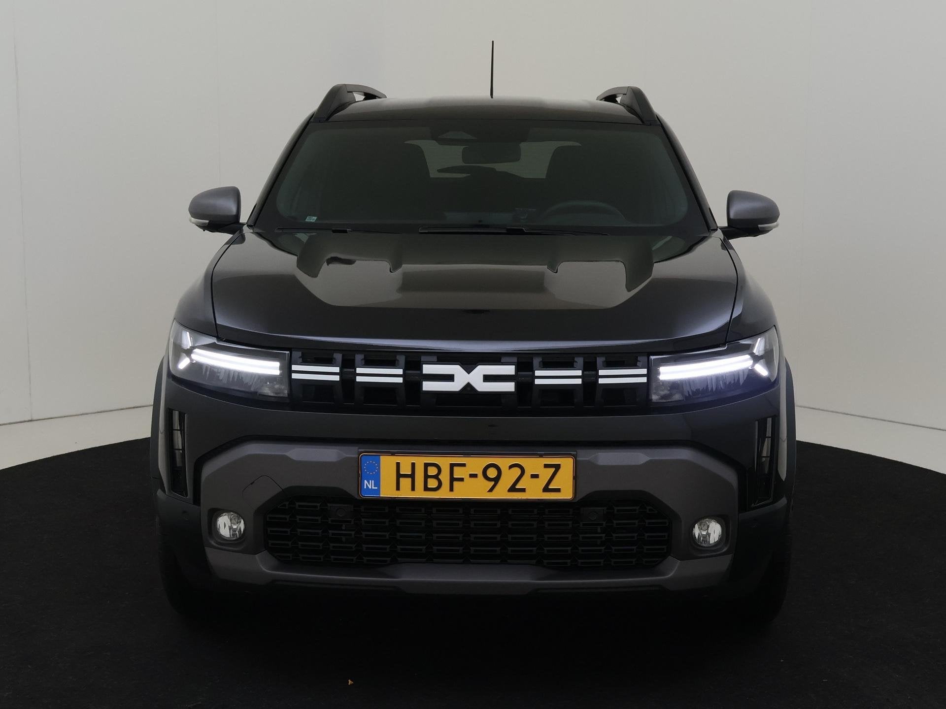 Dacia Duster 1.2 TCe 130 PK mild hybrid Journey | Pack Parki, Voorwielaandrijving, Stof, Euro 6, 1199 cc