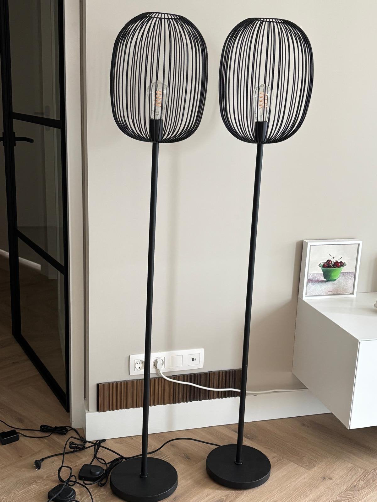 Matzwarte staande lampen met ledverlichting, Ophalen, Zo goed als nieuw, 150 tot 200 cm