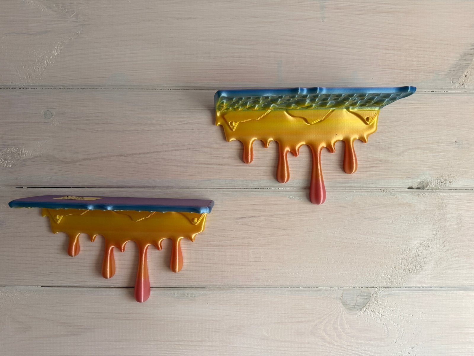 Set 2 regenboog planken, plank melted effect, Ophalen of Verzenden, Zo goed als nieuw