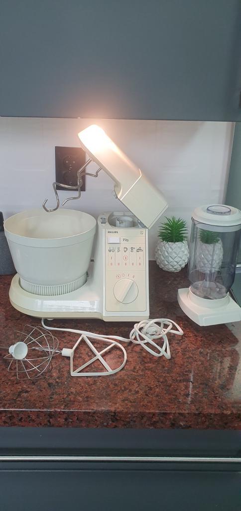 Mooie en stevig mixer keukenmachine van het merk PHILIPS, 4 liter of meer, 3 snelheden of meer, Ophalen of Verzenden, Zo goed als nieuw
