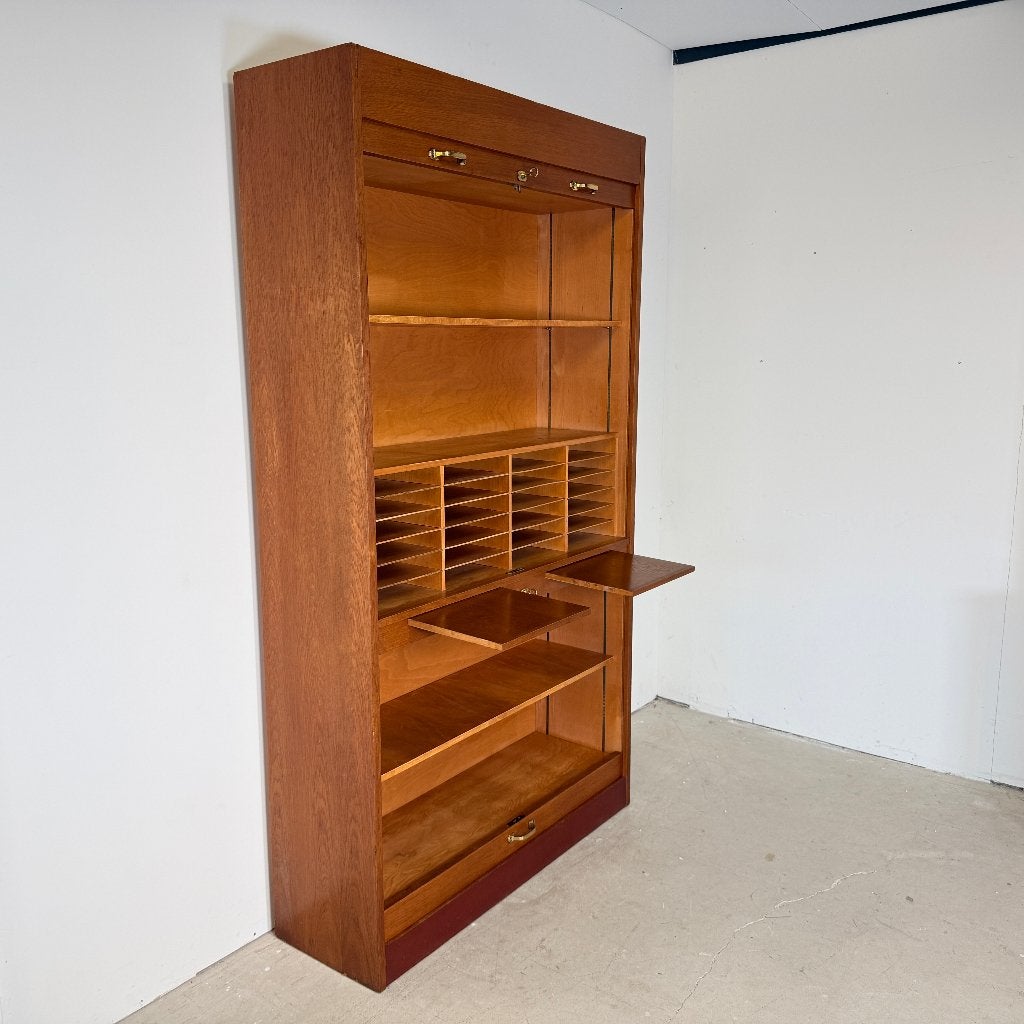 Vintage Eikenhouten Roldeurkast / Archiefkast, Huis en Inrichting, D, 100 tot 150 cm, 200 cm of meer, Vintage