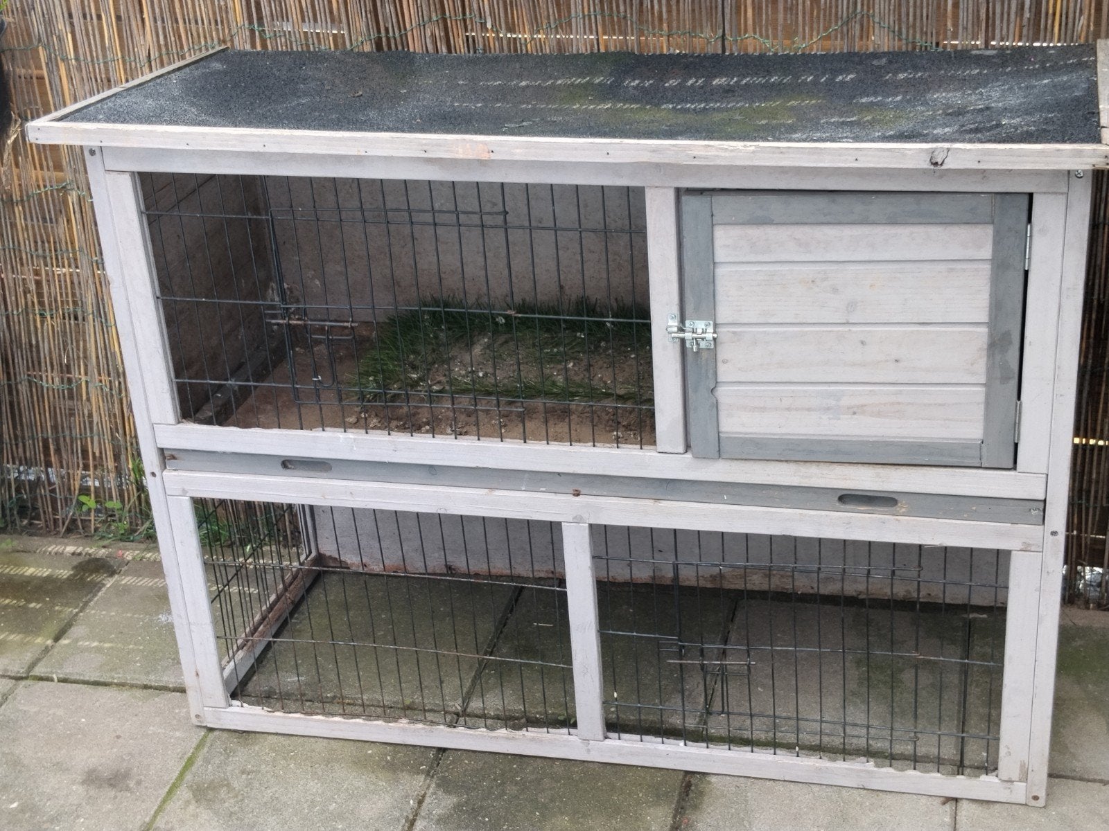 Gratis dierenhok, Dieren en Toebehoren, Knaagdieren en Konijnen | Hokken en Kooien, Ophalen of Verzenden, 90 cm of meer, Hok, 110 cm of meer