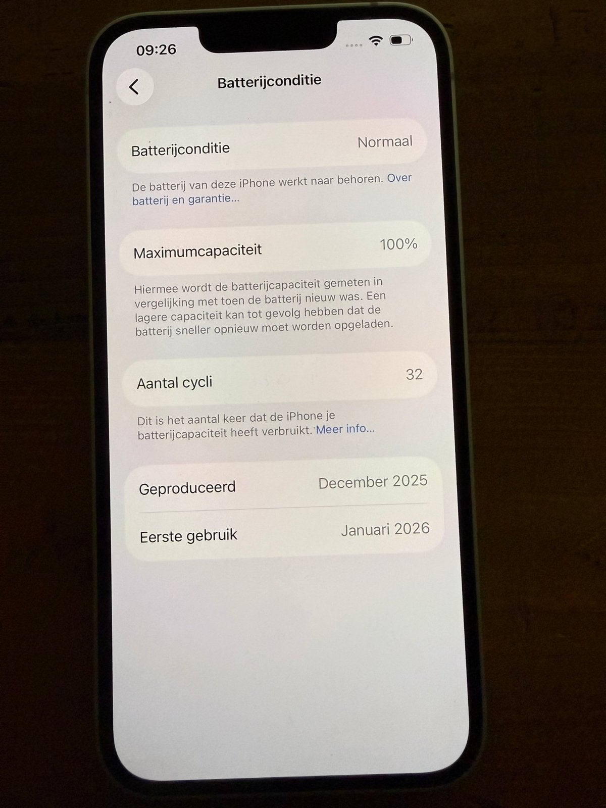 Foto 9 van Iphone 16e nieuwstaat batterij 100%
