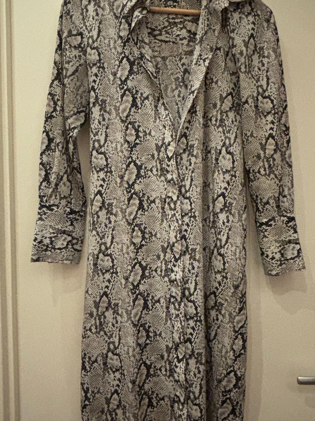 Jurk met slangenprint - Maat 36 (S), Meerkleurig, Ophalen of Verzenden, Maat 36 (S), Gedragen