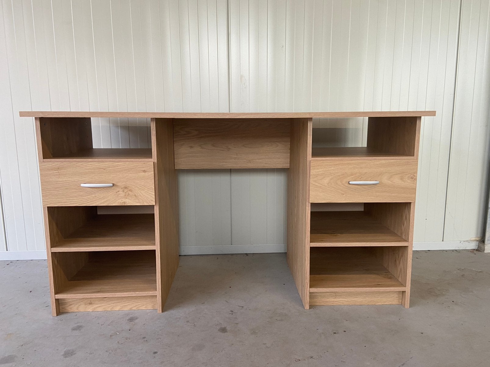 Bureau, Ophalen, Zo goed als nieuw