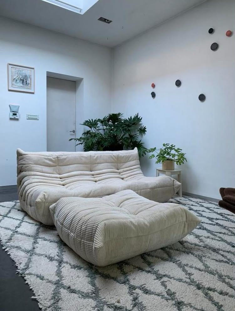 Togo 3zit sofa met poef in Beige Corduroy (velours côtelé), Huis en Inrichting, Ophalen of Verzenden, Ligne roset