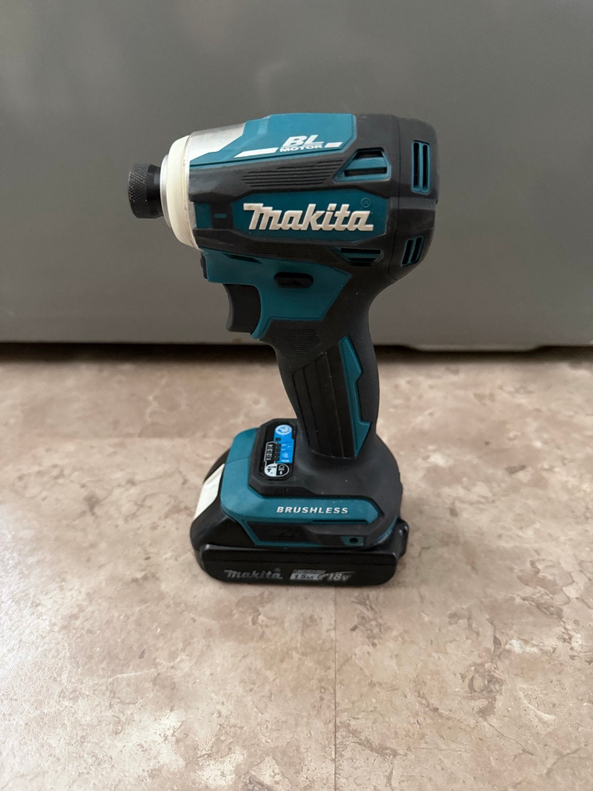 Makita DTD172 18V Accu Slagmoersleutel - Zo goed als nieuw, 600 watt of meer, Variabele snelheid, Ophalen of Verzenden, Zo goed als nieuw
