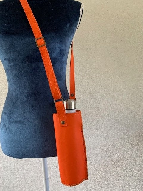 Leren flessenhouder flessentas bottlebag inkl fles oranje, Sieraden, Tassen en Uiterlijk, Tassen | Schoudertassen, Nieuw, Overige merken