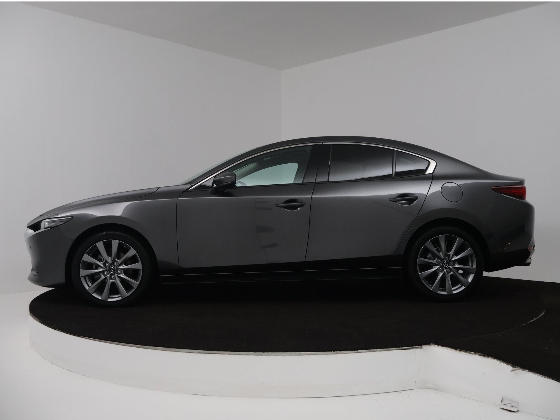Mazda 3 2.5 e-SkyActiv-G M Hybrid 140 Takumi automaat | *Dem, Auto's, 12 maanden, Automatische klimaatregeling, 4 cilinders, 1384 kg
