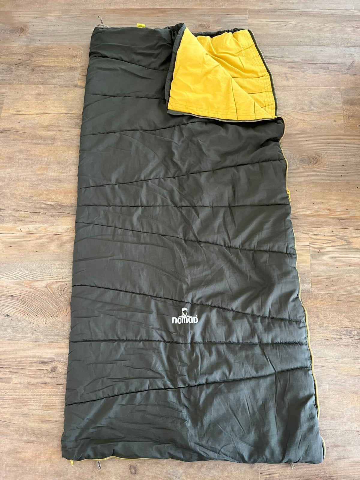 Slaapzak kind: nomad stanley junior 150*70cm groen geel, Caravans en Kamperen, Slaapzakken, Ophalen of Verzenden, Zo goed als nieuw