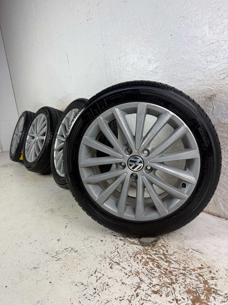 Originele Volkswagen Jetta golf velgen 17" 5x112 Queensland, Niet ingevuld, Gebruikt, Banden en Velgen, Niet ingevuld