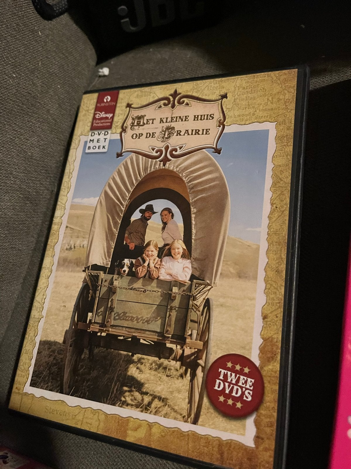 Het Kleine Huis op de Prairie DVD met boek (2 DVD's), Alle leeftijden, Ophalen of Verzenden, Gebruikt