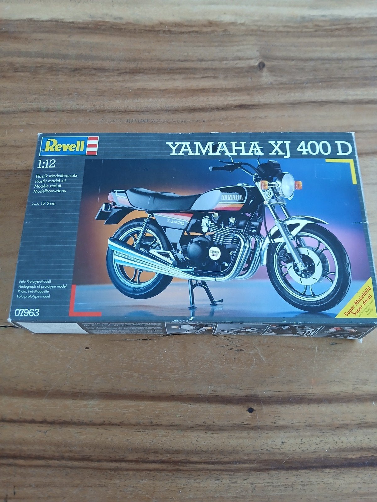 Revell Yamaha xj400D, Revell, Nieuw, Ophalen of Verzenden, Groter dan 1:32