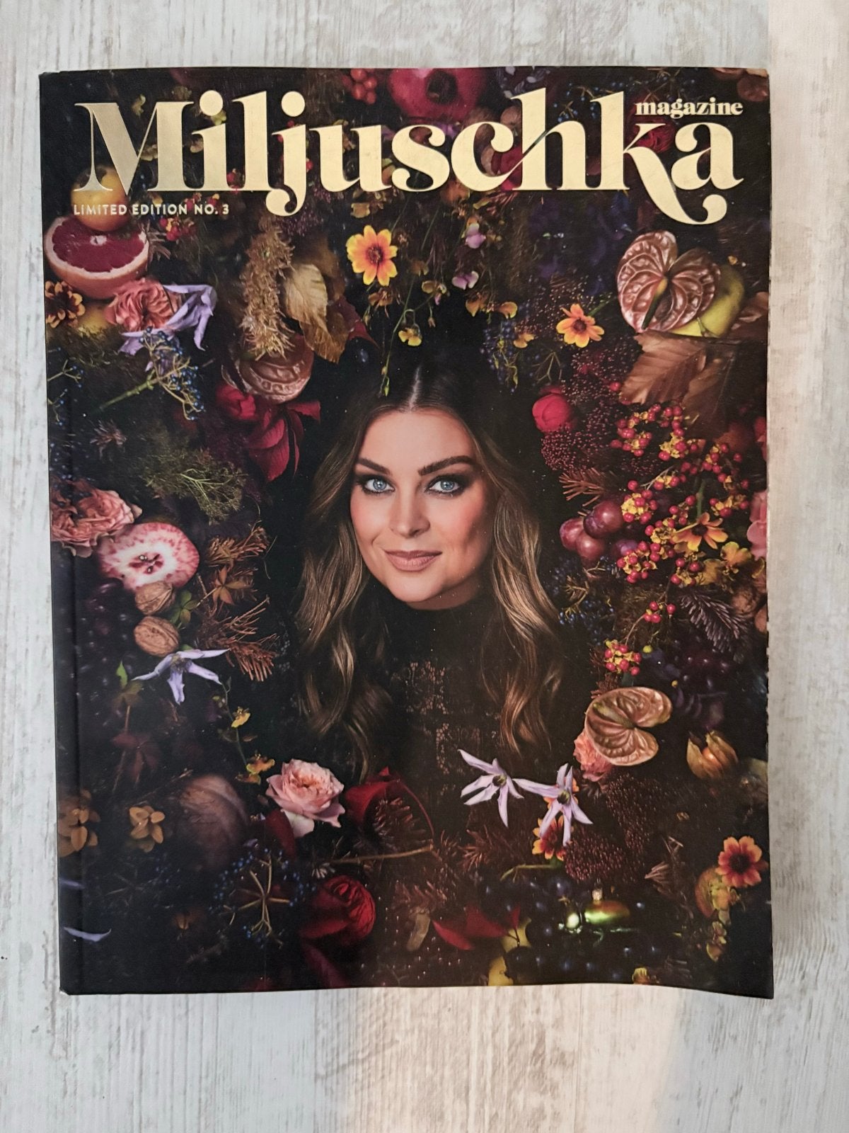 Miljuschka Magazine kerst Limited Edition No. 3, Ophalen of Verzenden, Zo goed als nieuw, Damesbladen