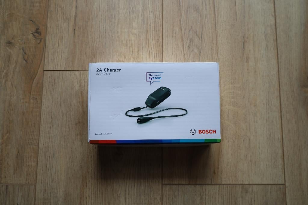 acculader: nieuwe Bosch 2A charger, the smart system, Ophalen of Verzenden, Nieuw