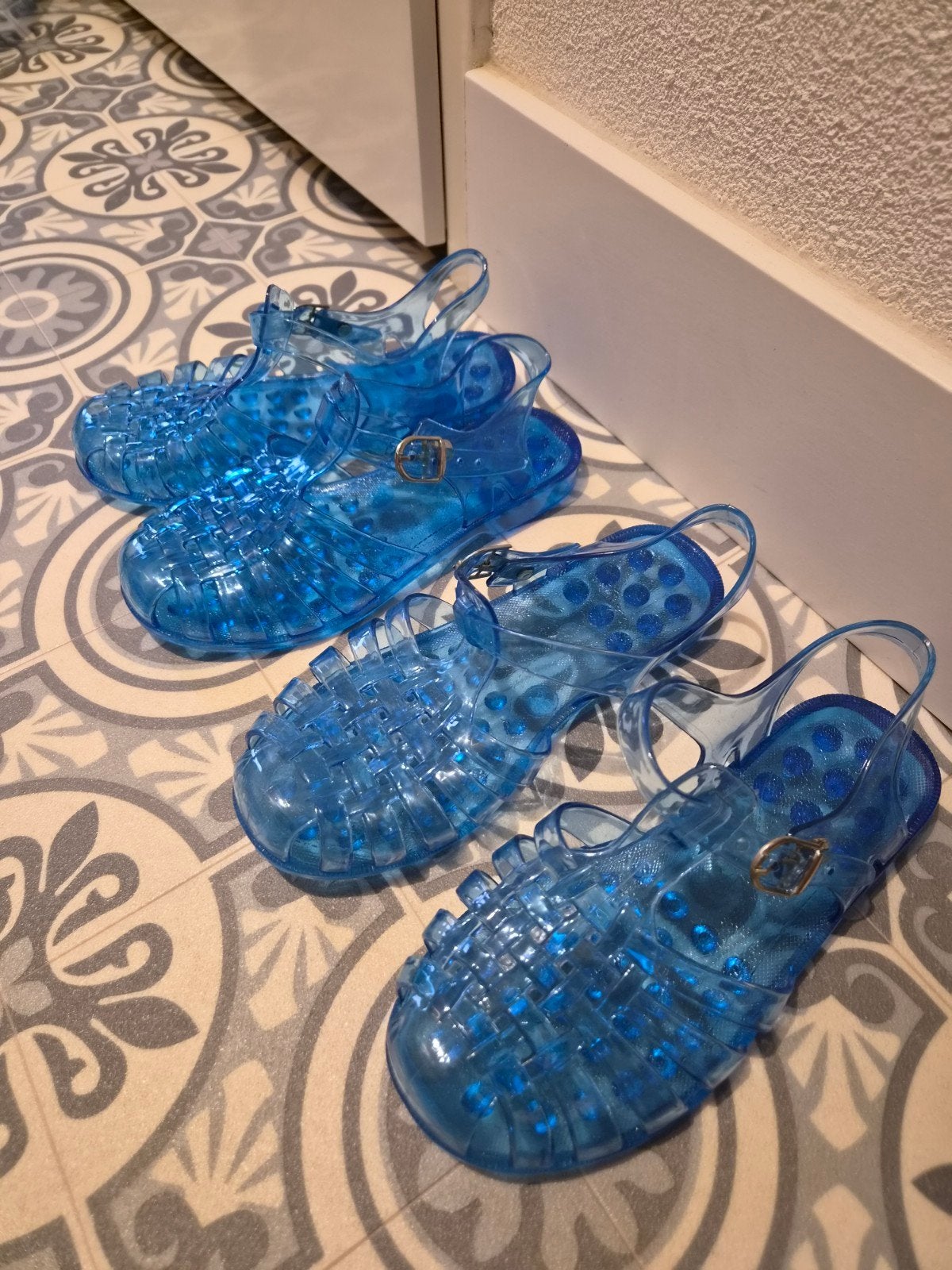 2 paar waterschoenen maat 35 - Zo goed als nieuw!, Kinderen en Baby's, Ophalen of Verzenden, Zo goed als nieuw, Jongen of Meisje
