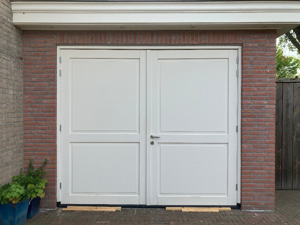 hardhouten openslaande garagedeuren, Doe-het-zelf en Verbouw, Deuren en Horren, Ophalen, Gebruikt, Garagedeur, Hout