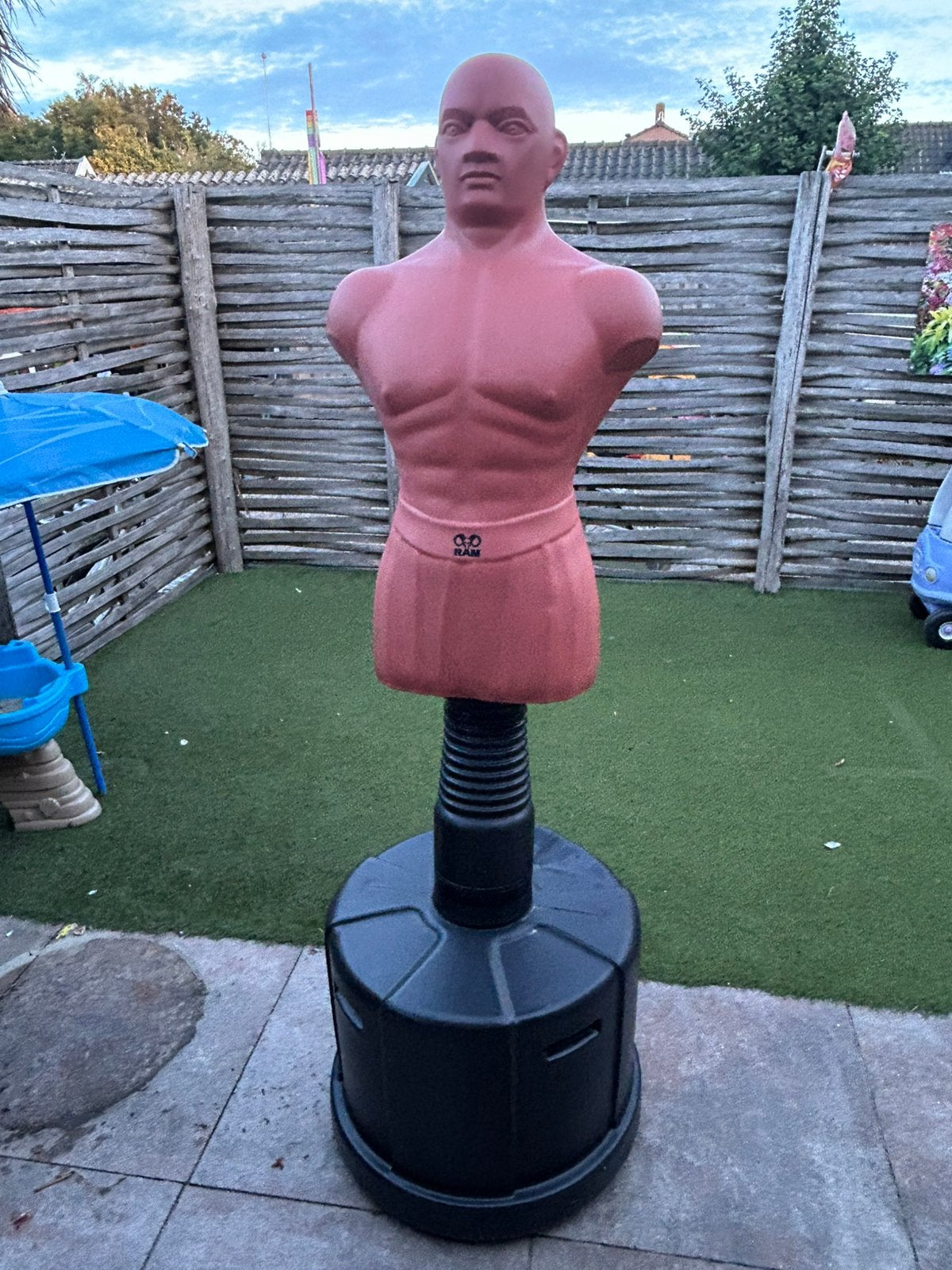 Vecht pop ram, Ophalen, Zo goed als nieuw, Bokszak