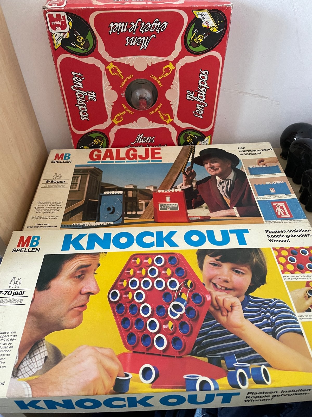 3 complete vintage spellen: Mens Erger Je Niet, Galgje, Knoc, Een of twee spelers, Ophalen of Verzenden, Gebruikt
