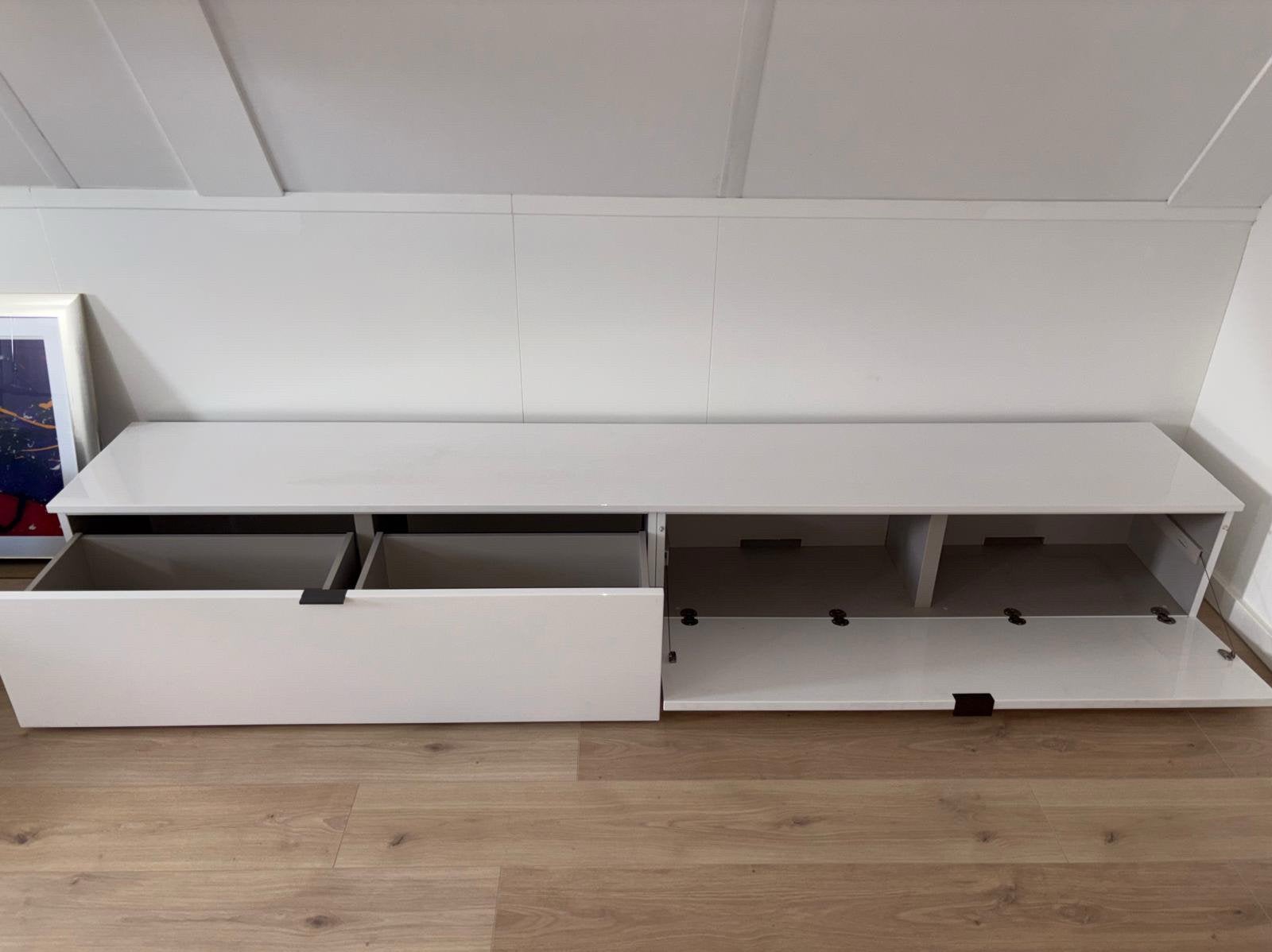 Tv dressoir glanzend wit - design: Misura Emme, Ophalen, Gebruikt, Misura Emme, 200 cm of meer